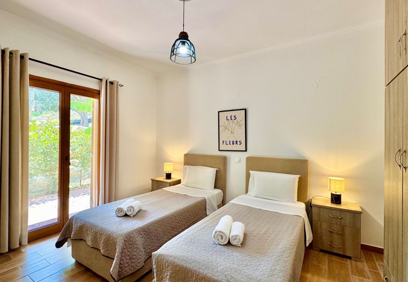 Villa in Afionas - Villa Anafoufou Afionas with private heatable pool