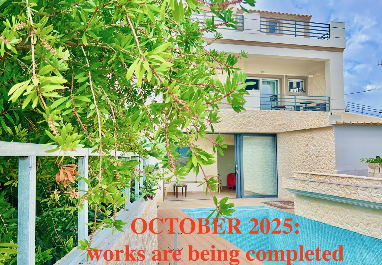 Villa in Sidari - Beachfront Villa Anatoli with private heated pool