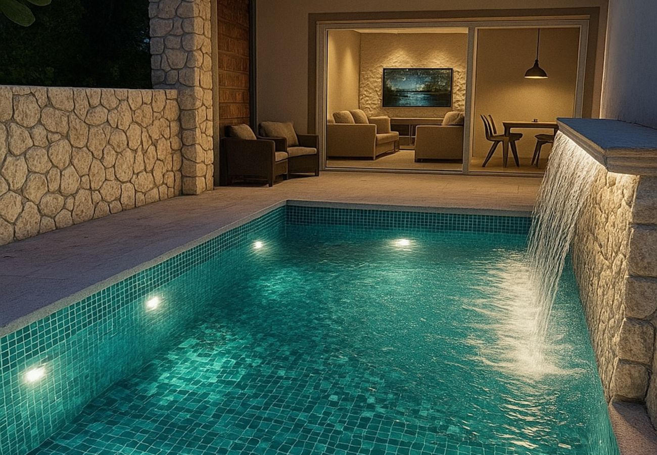 Villa in Sidari - Beachfront Villa Anatoli with private heated pool