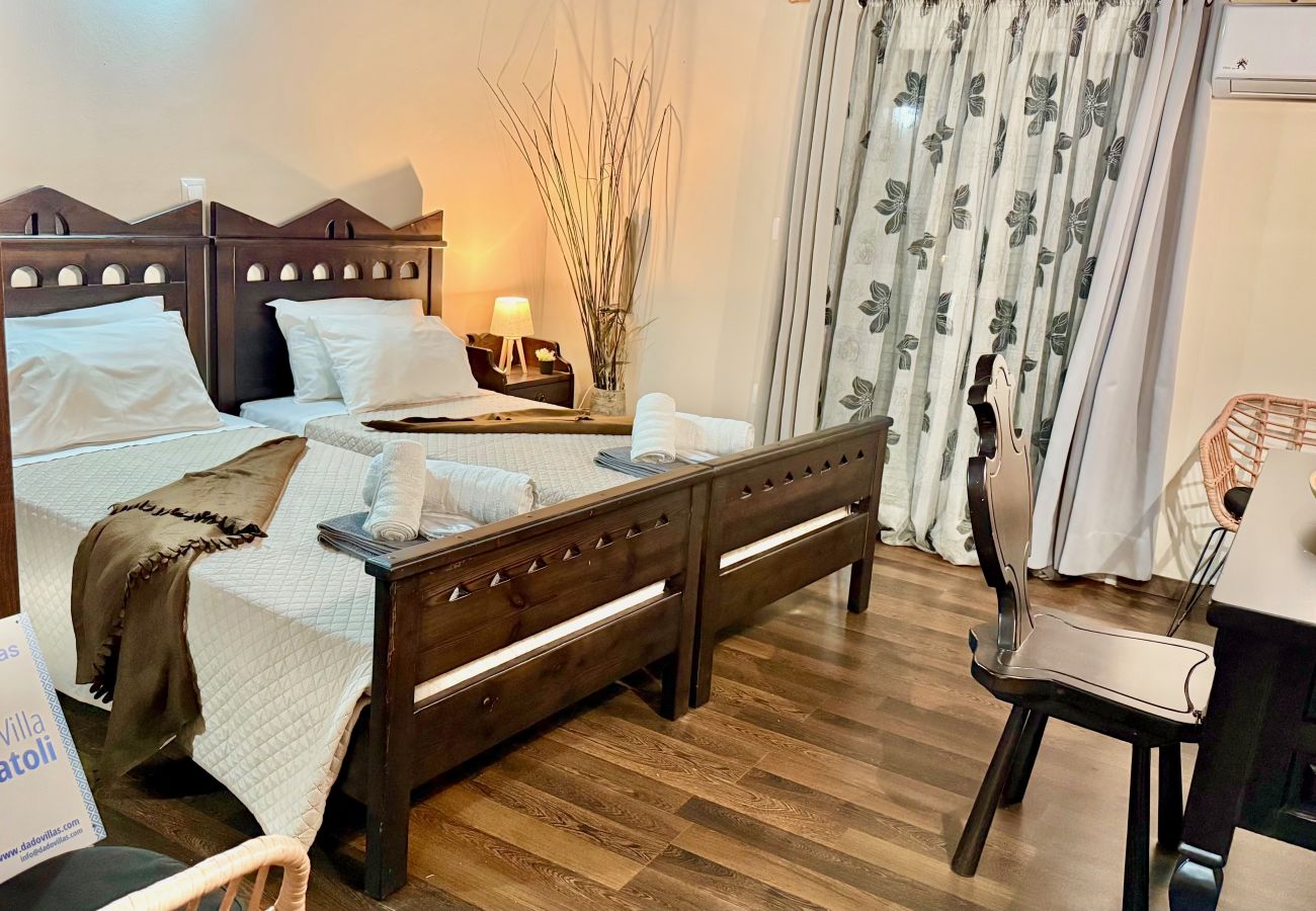 Villa in Sidari - Beachfront Villa Anatoli with private heated pool