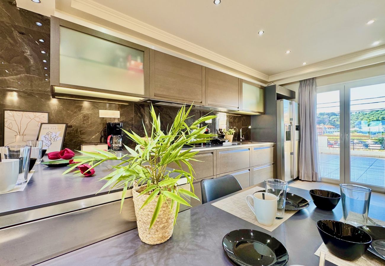 Villa in Sidari - Beachfront Villa Anatoli with private heated pool