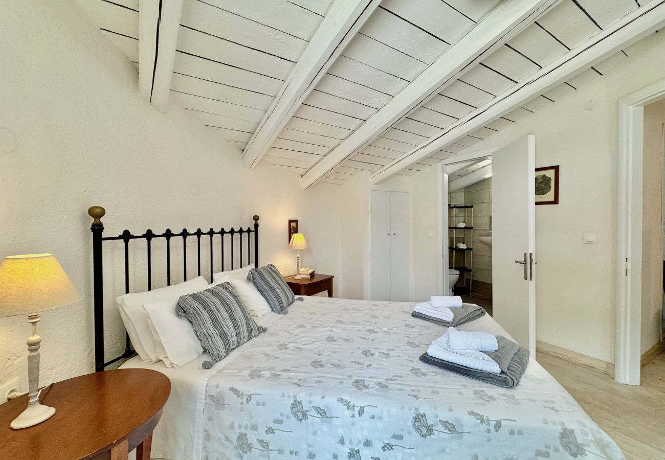 Villa in Kassiopi - Villa Sweet Nest with private heatable pool