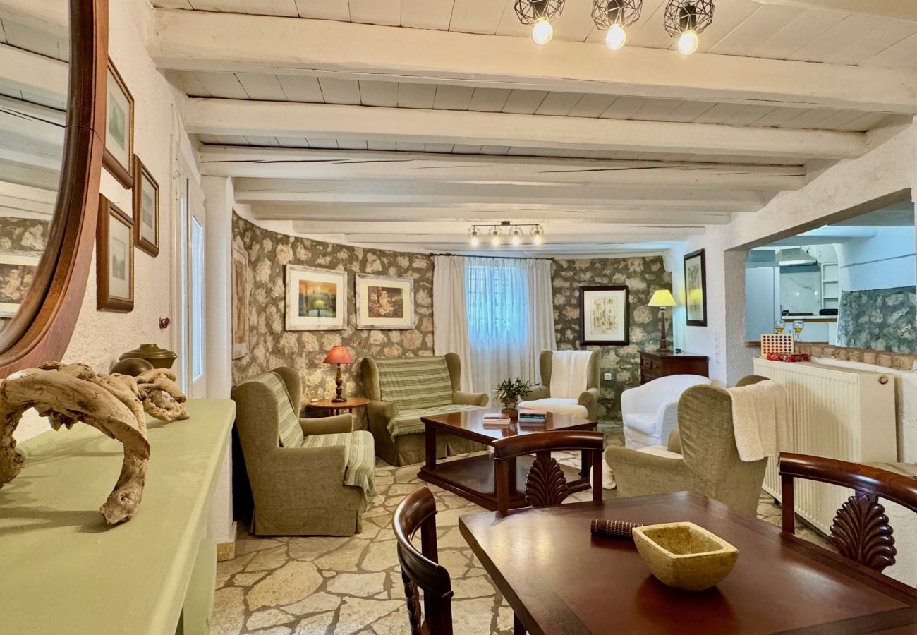 Villa in Kassiopi - Villa Sweet Nest with private heatable pool