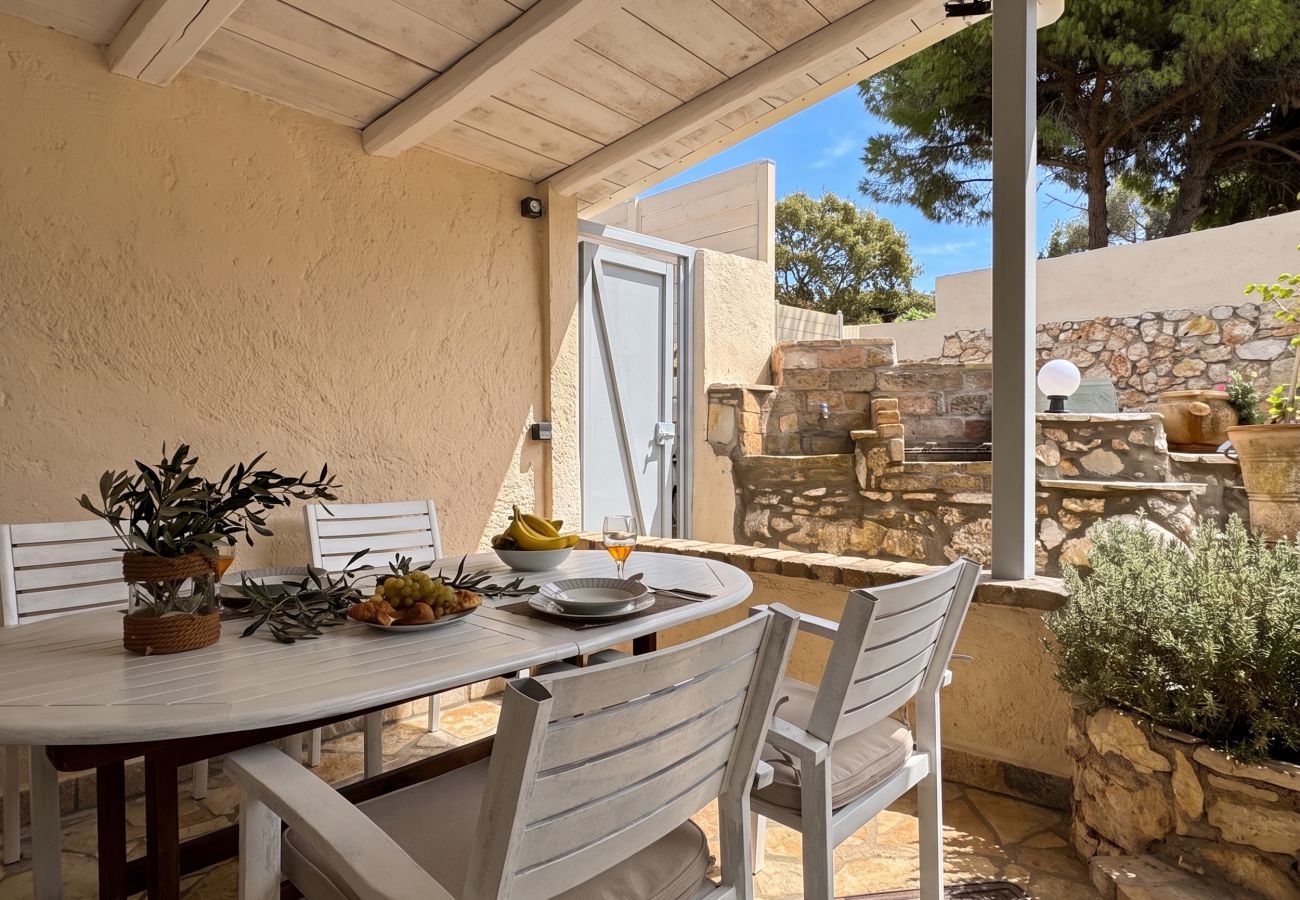Villa in Kassiopi - Villa Sweet Nest with private heatable pool