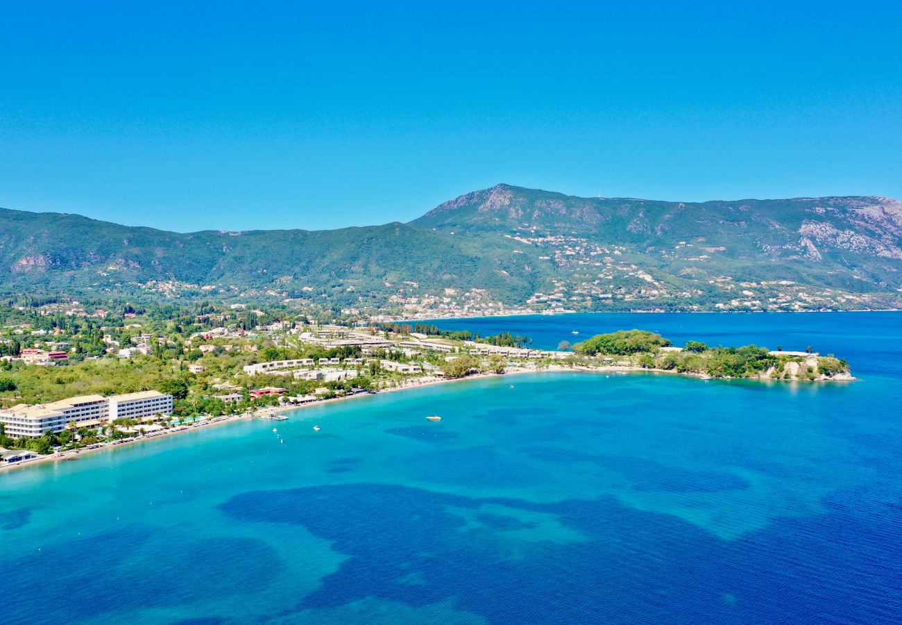 Villa in Dassia - Villa Verve Dassia with private pool