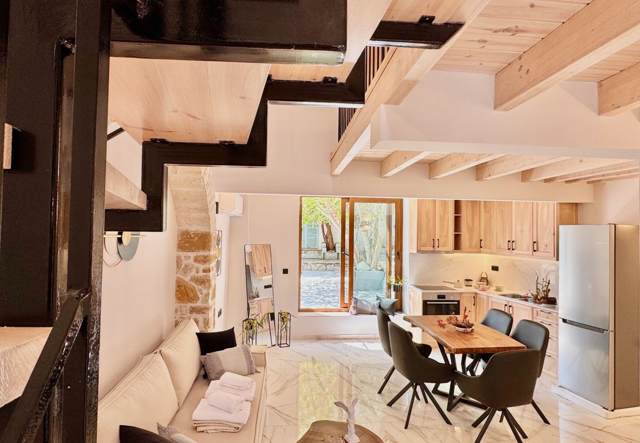 Apartment in Roda - Skouna 2 Luxury Suite