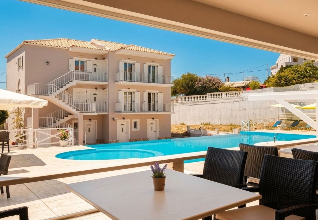 Villa in Ag. Stefanos - Villa Kouros with private pool for up to 32 guests