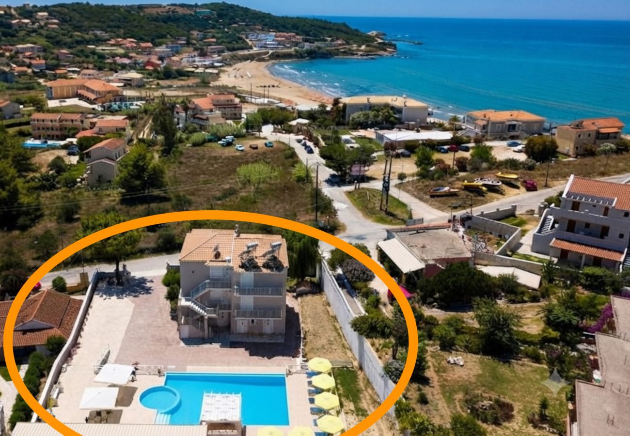 Villa in Ag. Stefanos - Villa Kouros with private pool for up to 32 guests