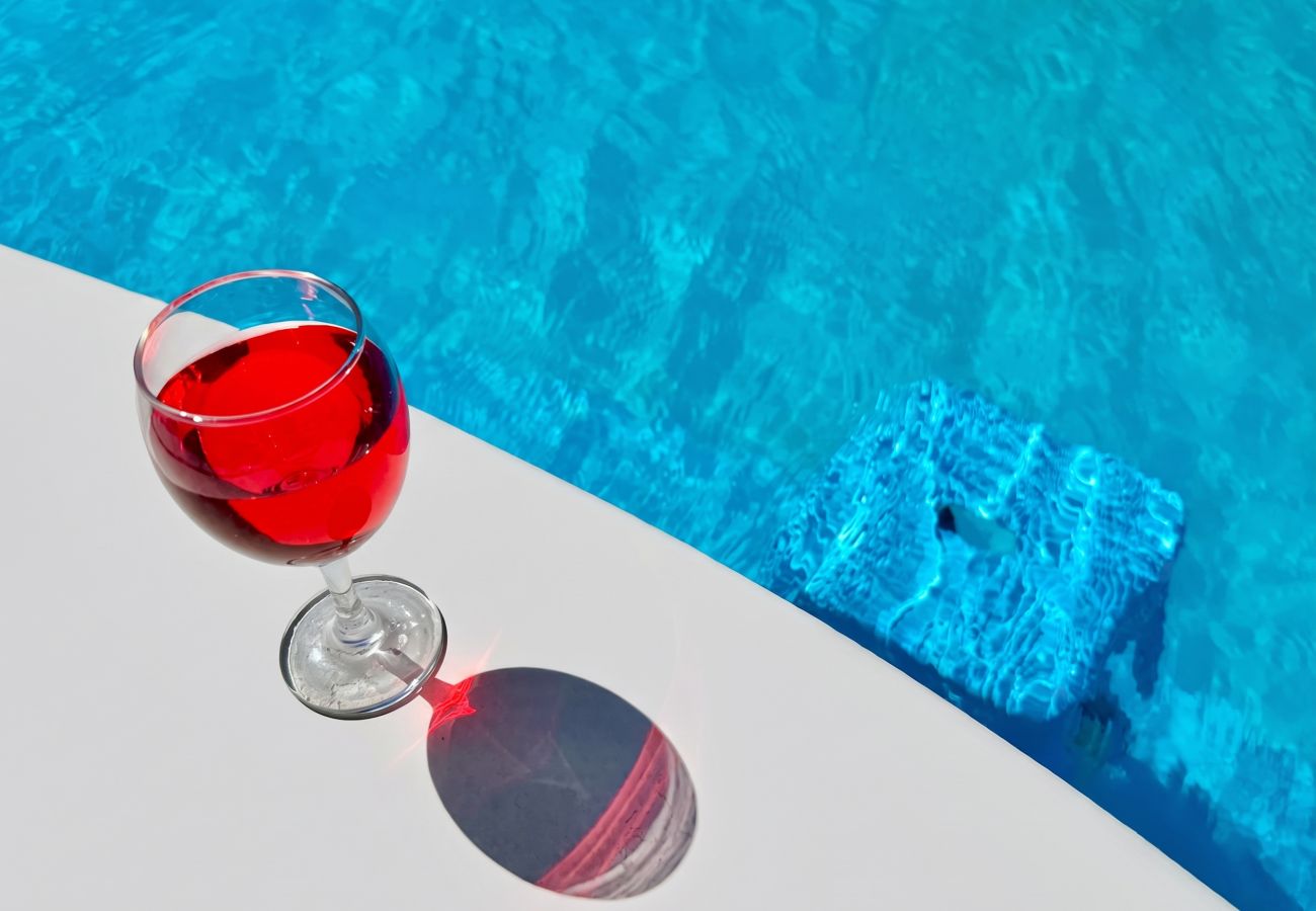 Villa in Ag. Stefanos - Villa Kouros with private pool for up to 32 guests