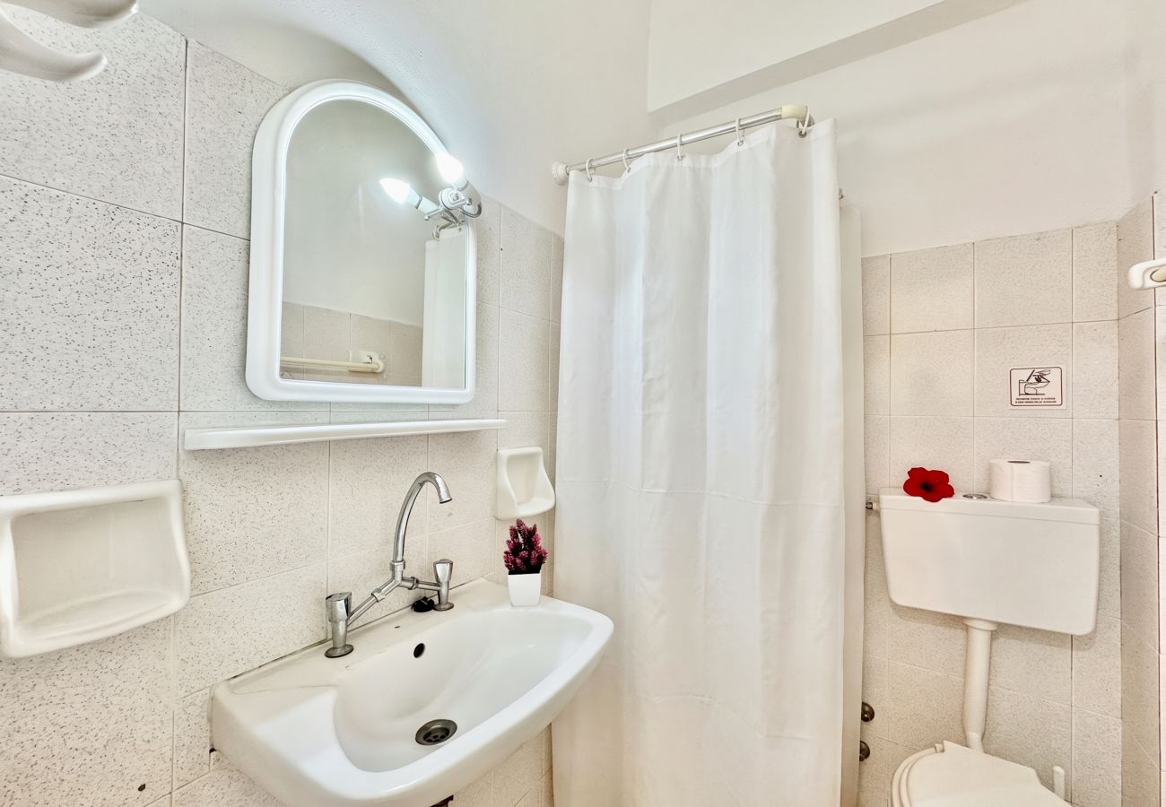 Villa in Ag. Stefanos - Villa Kouros with private pool for up to 32 guests