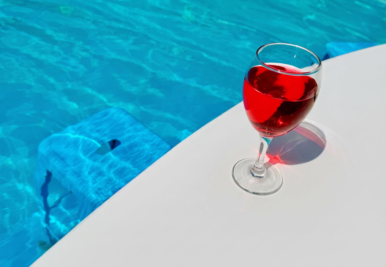 Villa in Ag. Stefanos - Villa Kouros with private pool for up to 32 guests