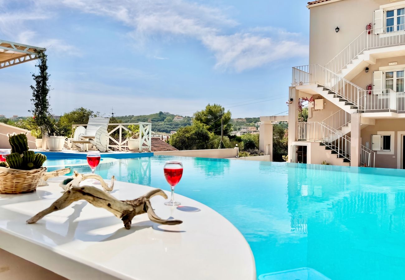 Villa in Ag. Stefanos - Villa Kouros with private pool for up to 32 guests