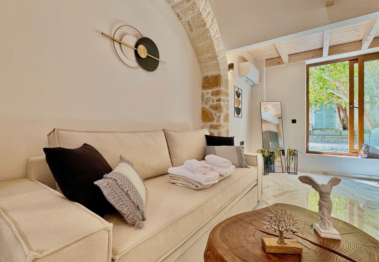 Villa in Roda - Beach Villa Skouna with private pool